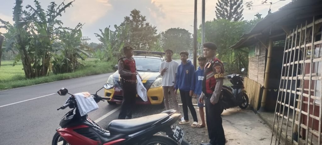 Sat Samapta Polres Ciamis Patroli Antisipasi Balapan Liar dan Knalpot Brong Saat Libur Lebaran 2025