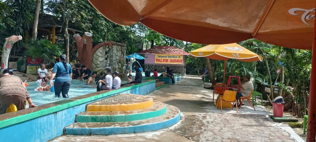 Riporiya Hari Raya Idul Fitri 1 Syawal 1445 H DI Kolam Renang Palem Indah