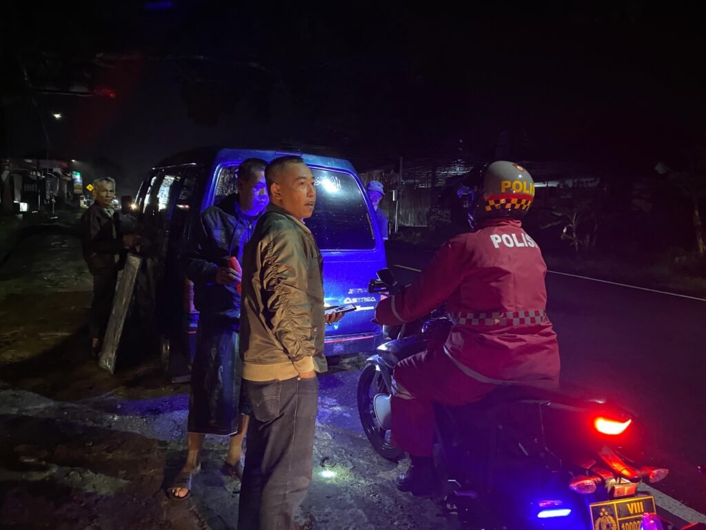 Cipkon Libur Lebaran 2025, Satgas Preventif Ops Ketupat Lodaya Patroli ke Jembatan Cireong