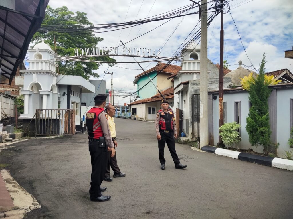 Sat Samapta Polres Ciamis Patroli Rumah Ditinggal Pemilik Saat Mudik Hari Raya Idul Fitri