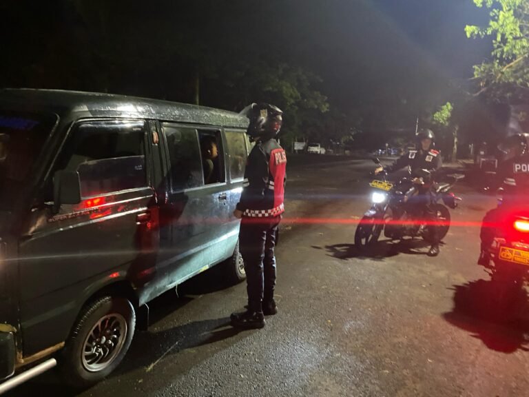 Satgas Preventif Patroli ke Simpang Pahlawan Ciamis, Anggota Cipkon dan Beri Imbauan Kamtibmas