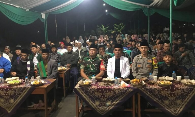 Perkuat Sinergitas, Polsek Cikoneng Polres Ciamis Ikuti Acara Tabliq Akbar dan Halal Bi Halal Warga Gegempalan