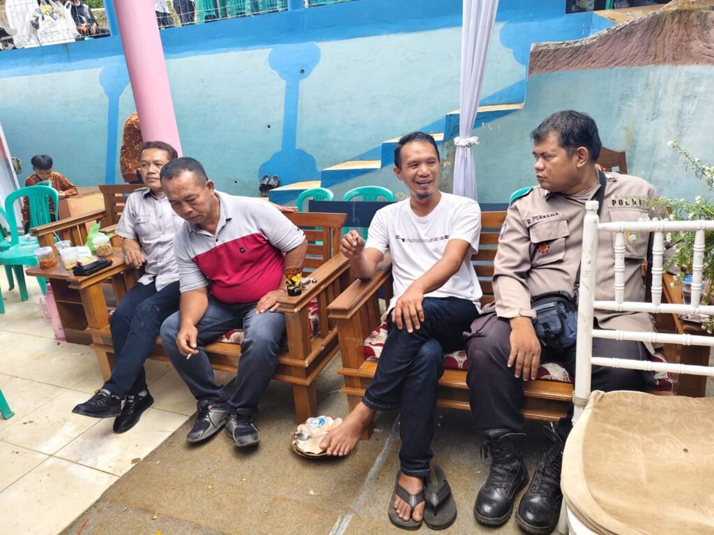 Cipkon Libur Lebaran 2025, Polsek Rajadesa Polres Ciamis Intens Patroli KRYD ke Pemukiman Warga