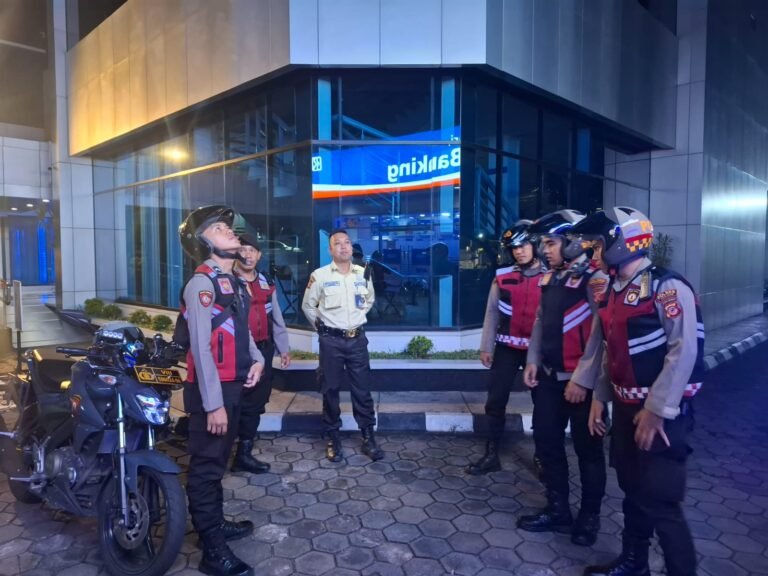 Jaga Harkamtibmas, Sat Samapta Polres Ciamis Patroli ke Perbankan di Awal Beroperasi Pasca Libur Lebaran