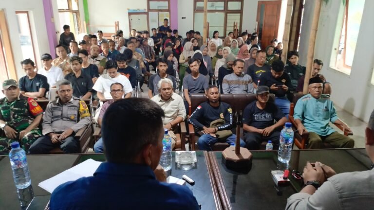 Polsek Ciamis Polres Ciamis Monitoring Sosialisasi Perda Provinsi Jabar di Desa Karangampel