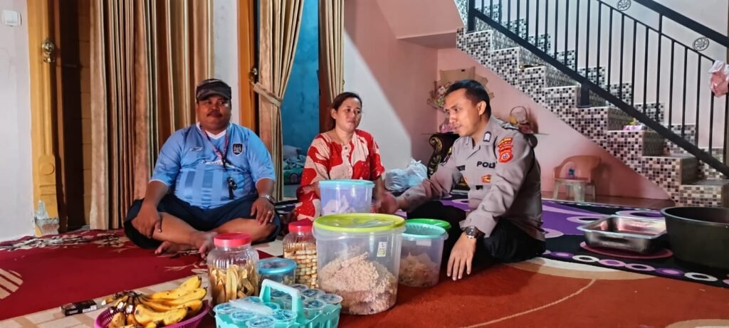 Jaga Harkamtibmas Kondusif, Polsek Cihaurbeuti Koorkom ke Masyarakat Desa Sukamaju