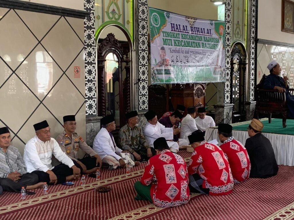 Polsek Rajadesa Polres Ciamis Hadiri Acara Halal Bi Halal MUI Kecamatan Rajadesa