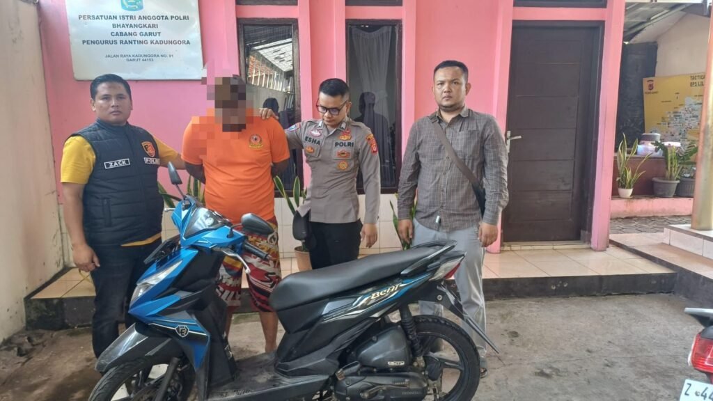 Polres Garut Amankan Pelaku Penipuan dan Penggelapan Kendaraan R-2 di Garut
