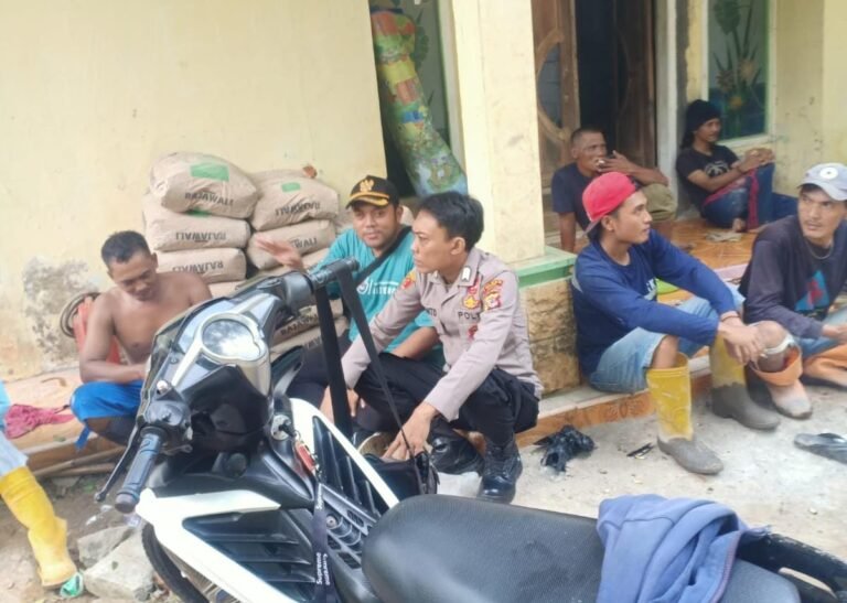 Perkuat Sinergitas, Polsek Lakbok Polres Ciamis Koorkom ke Warga Sukamaju Jaga Harkamtibmas