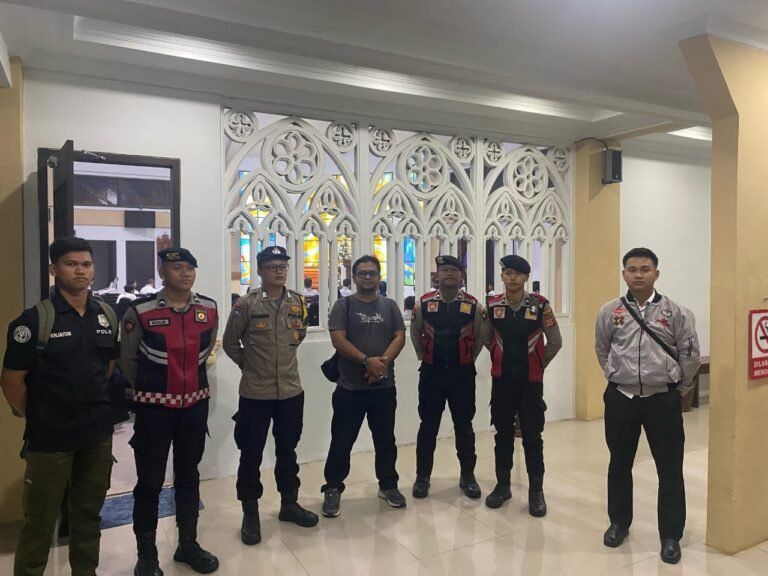 Polres Ciamis Beri Pengamanan Kegiatan Ibadah Peringatan Isa Al Masih di Gereja St. Yohanes Pembabtis