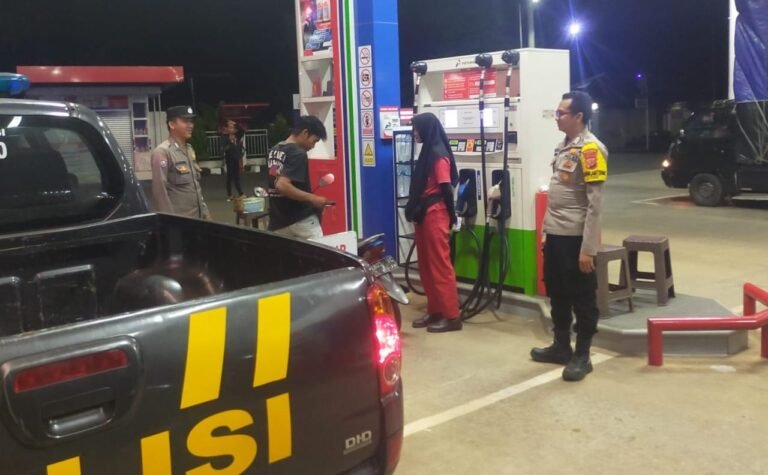 Berikan Rasa Nyaman, Polsek Banjarsari Patroli Biru Cegah Gangguan Kamtibmas di Malam Hari