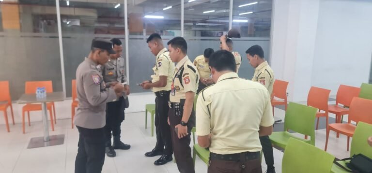 Asistensi, Sat Binmas Polres Ciamis Beri Pembinaan dan Koorkom Kamtibmas ke Satpam di Cikoneng