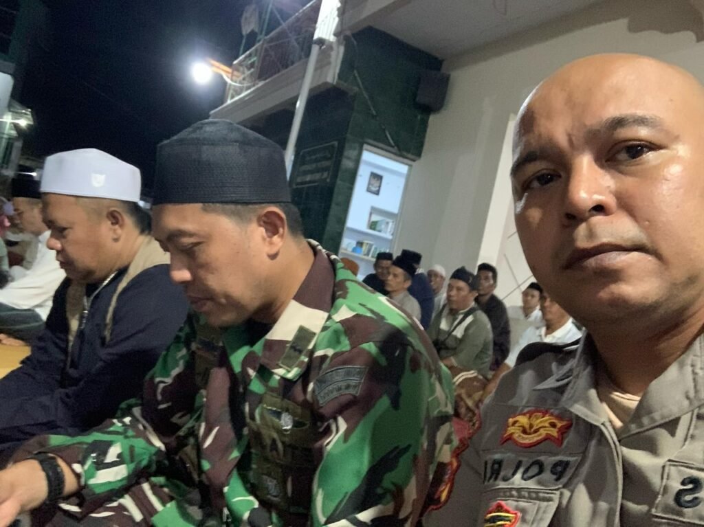 Polsek Rajadesa Polres Ciamis Hadir Pelepasan Santri Ponpes Al Mu’aawanah Cinangka