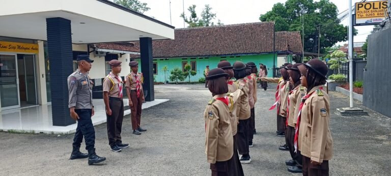 Siapkan Generasi Muda Tangguh Lewat Pembinaan Anggota Saka Bhayangkara