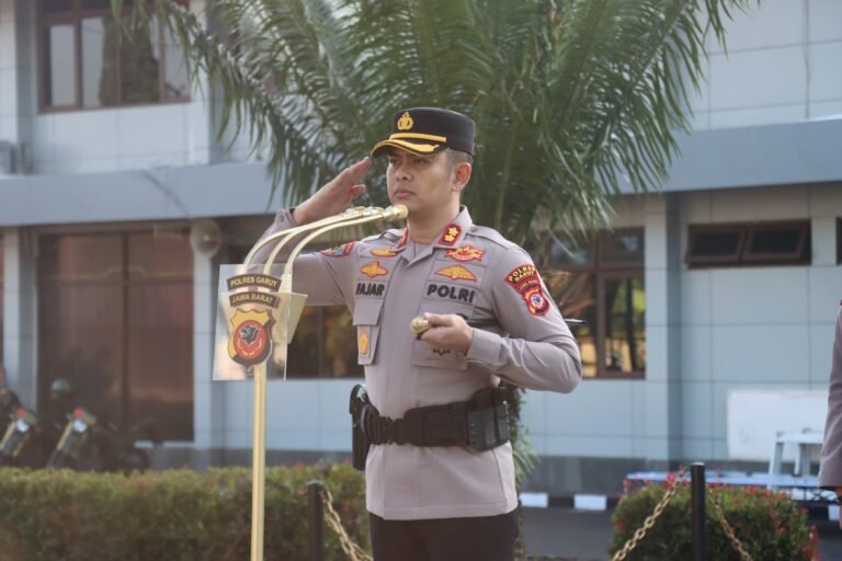 Kapolres Garut Pimpin Apel Kesiapan Pengamanan May Day 2025