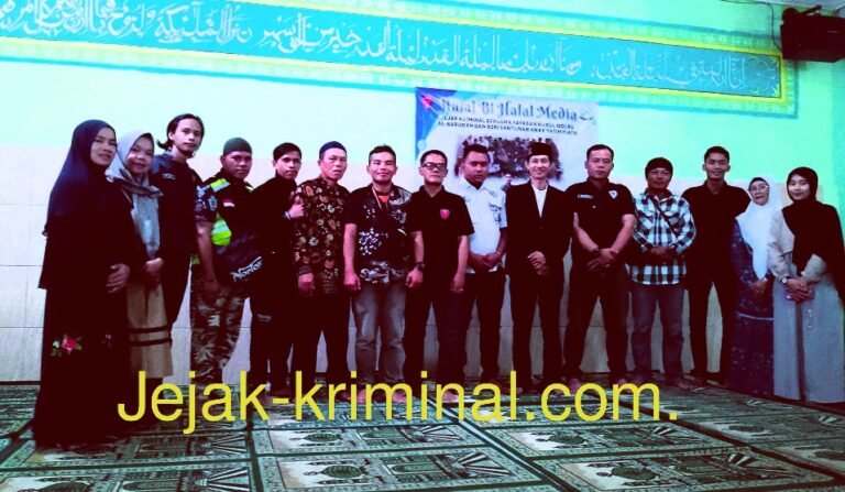 Media Jejak-kriminal Laksanakan Halal BI Halal Dengan Santunan Anak Yatim Dan Dhuafa, Di Mesjid Nurul Qolbu Al-Barokah.