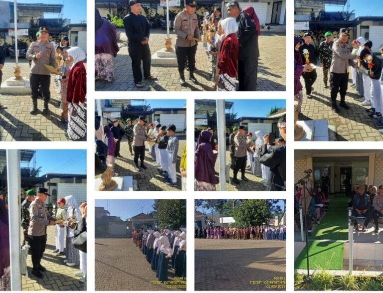 Kapolsek Samarang Hadiri Upacara Hari Pendidikan Nasional (Hardiknas) Tingkat Kec Samarang.