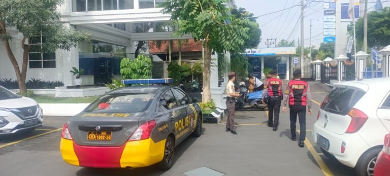 Sat Samapta Polres Ciamis Patroli Kamtibmas ke Obvit, Kali Ini Bank BJB Ciamis Jadi Sasaran