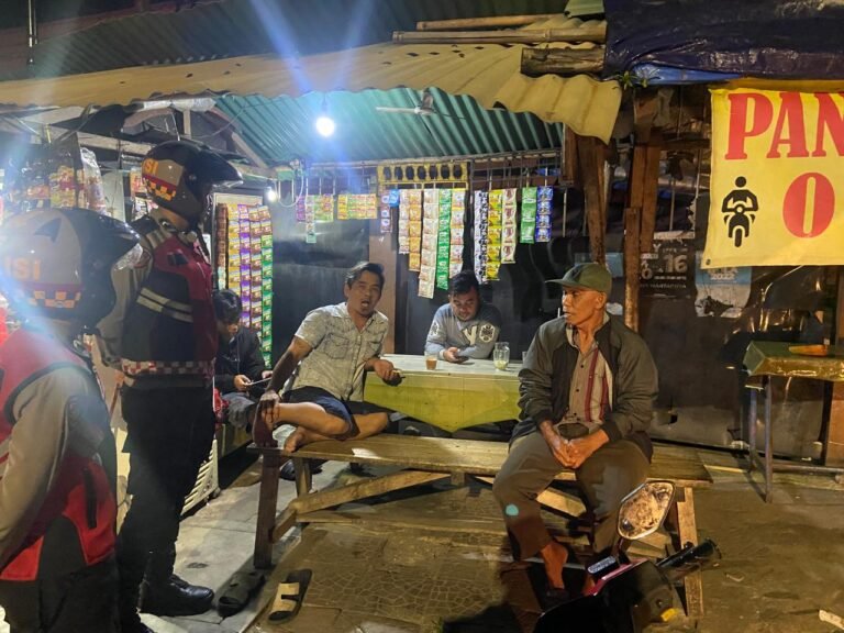 Jaga Harkamtibmas, Patroli Roda 2 Sat Samapta Polres Ciamis Datang ke Pangkalan Ojeg