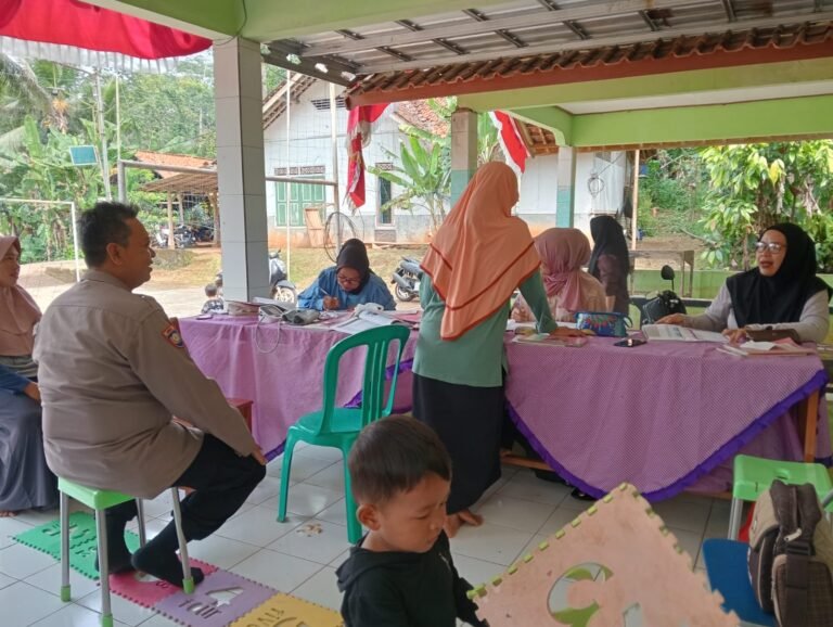 Perkuat Sinergitas, Polsek Sukadana Polres Ciamis Koorkom Bersama Kader Posyandu Mawar