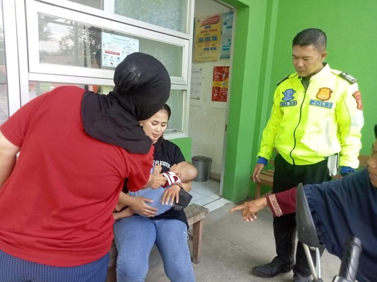 Polisi Evakuasi Laka Lantas di Kadungora, Dua Orang Alami Luka Ringan