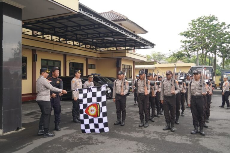 Pembinaan Tradisi Bintara Remaja Polres Tasikmalaya Kota: Menumbuhkan Jiwa Korsa dan Semangat Pengabdian
