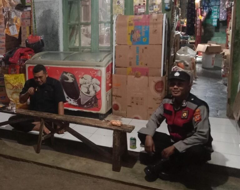 Berikan Rasa Nyaman, Polsek Rajadesa Polres Ciamis Intens Patroli KRYD ke Pemukiman Warga