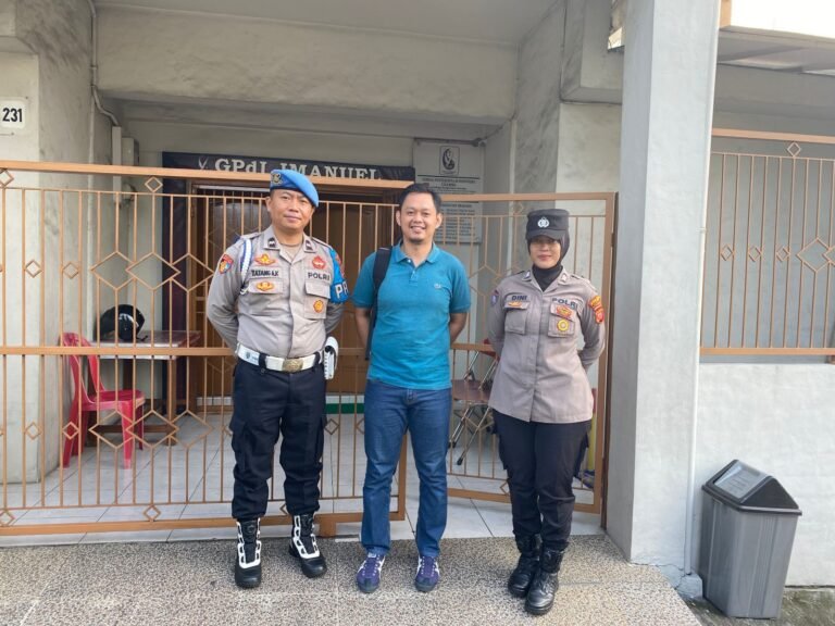 Cipkon Acara Keagamaan, Kapolsek Ciamis Pimpin Pengamanan di Gereja Pantekosta Ciamis