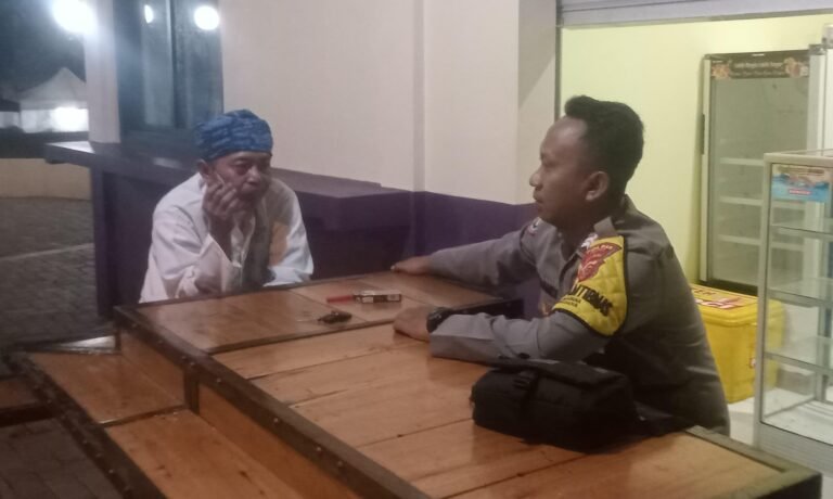 Perkuat Sinergitas, Polsek Sukadana Polres Ciamis Koorkom Kamtibmas Bareng Warga Desa Sukadana