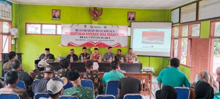 Polsek Kawali Kawal Musdes Pembentukan Koperasi, Wujud Dukung Polri Terhadap Kemandirian Ekonomi Desa