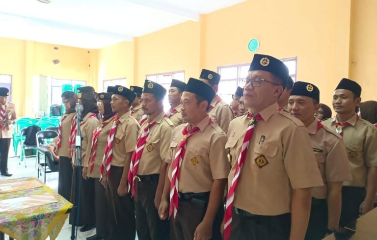 Polsek Panjalu Polres Ciamis Hadiri dan Monitoring Pelantikan Mabiran dan Kwaran Gerakan Pramuka