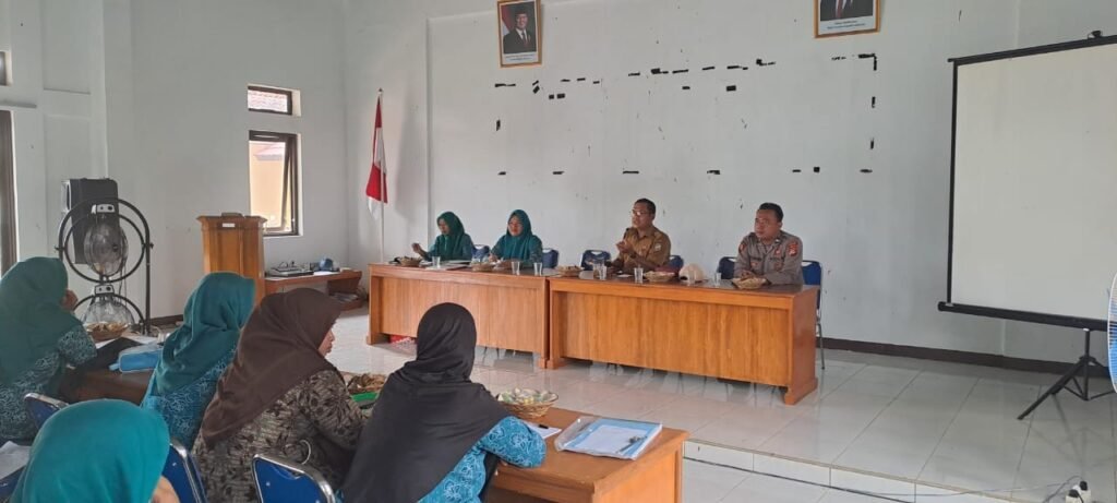 Perkuat Sinergitas, Polsek Cisaga Polres Ciamis Koorkom Bersama Kader PKK Desa Sidamulya