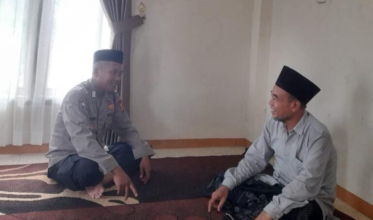 Perkuat Sinergitas, Polsek Rajadesa Polres Ciamis Koorkom ke Tokoh Agama di Kecamatan Rajadesa
