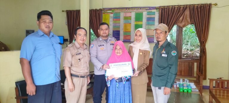 Polsek Sukadana Kawal Penyaluran BLT Dana Desa, Pastikan Transparansi dan Keamanan