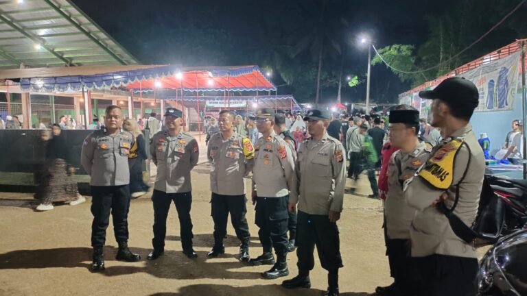 Polsek Kawali Hadir dan Beri Pengamanan Reuni Alumni Pesantren Miftahul Huda II Bayasari