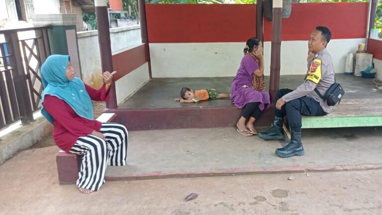 Perkuat Sinergi Warga, Polsek Sukadana Gencarkan Sambang dan Silaturahmi Kamtibmas