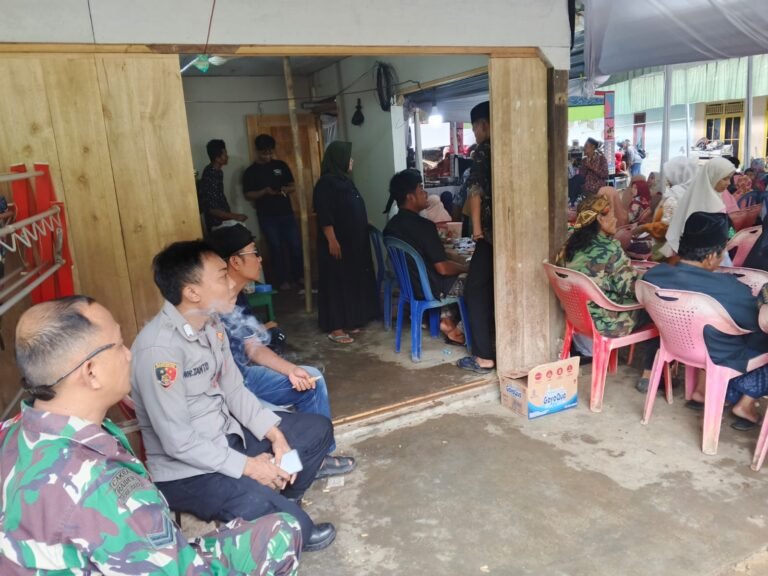 Polsek Lakbok Perkuat Sinergi Kamtibmas, Kanit Binmas Sampaikan Pesan Penting Saat Sambang Silaturahmi Warga Bantarsari