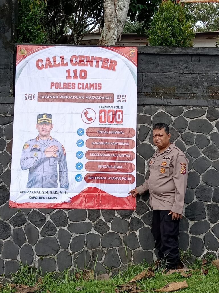 Tingkatkan Kewaspadaan Warga, Polsek Sukadana Pasang Banner 110 di Ruang Publik