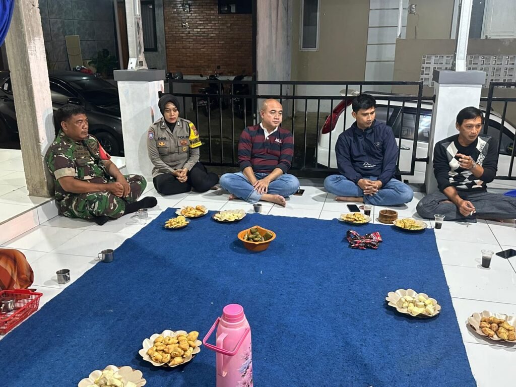 Perkuat Sinergitas, Polsek Ciamis Polres Ciamis Koorkom ke Pemuda di Desa Mekarjadi