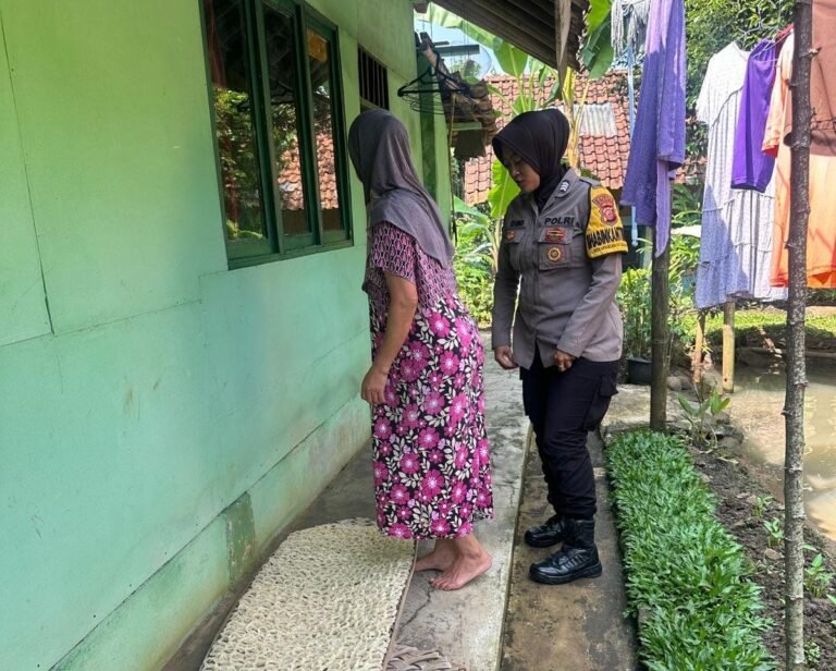 Polsek Ciamis Koorkom ke Warga Mekarjadi Bahaya TPPO dan Jaga HanPangan