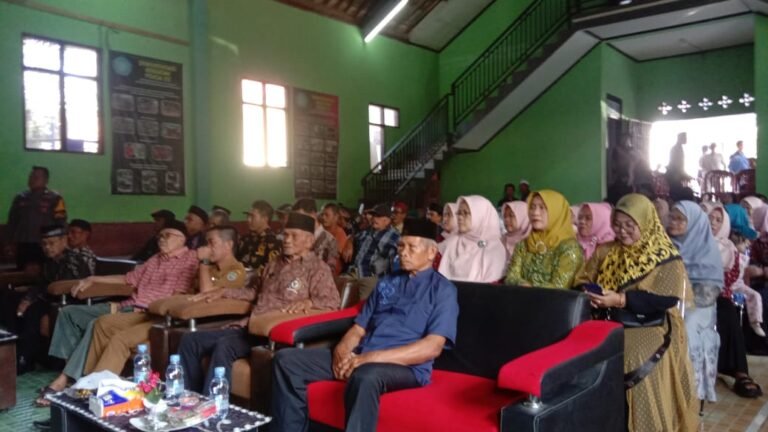 Polsek Panawangan Polres Ciamis Hadiri dan Beri Pengamanan Peringatan HUT Desa Jagabaya