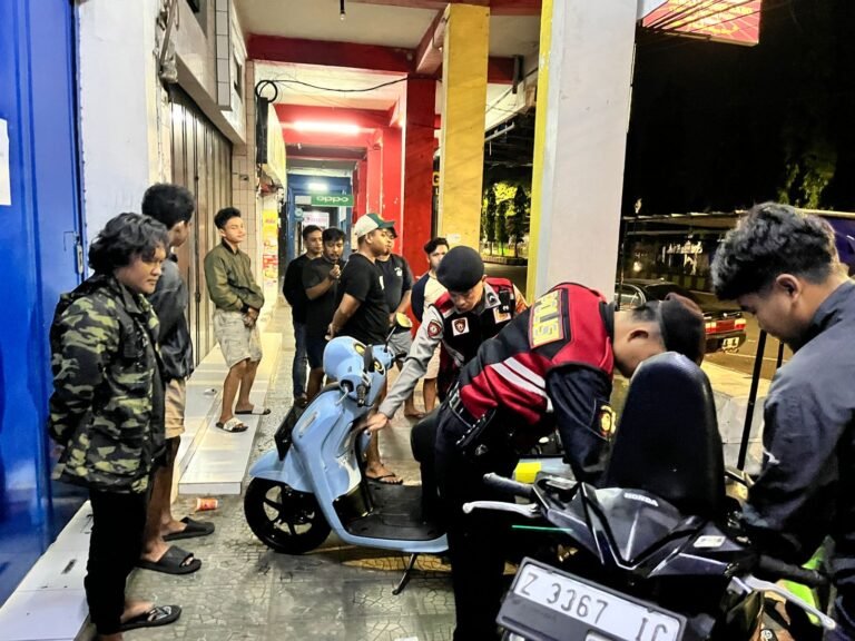 Terima Aduan Call Center 110, Polres Ciamis Bergerak Atasi Kegaduhan di Ruko Pasar Manis