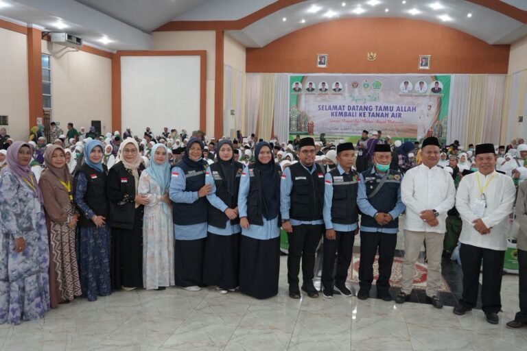 Kloter 15 Sebanyak 357 Jemaah Haji Asal Sumut, Sudah Kembali Ke Tanah Air.