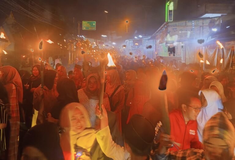 Polsek Pamarican Amankan Pawai Obor Sambut Tahun Baru Islam 1447 H