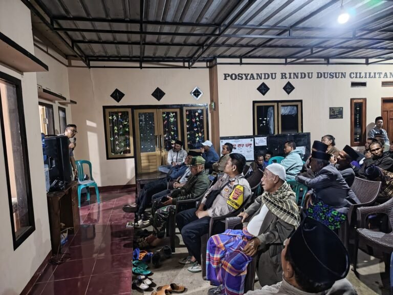 Polsek Kawali Perkuat Sinergi Kamtibmas Lewat Sambang Bhabinkamtibmas di Desa Sukaraharja