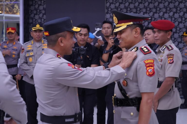 Mutasi Jabatan di Polda Jabar, Sejumlah Pejabat Utama dan Kapolres Resmi Berganti