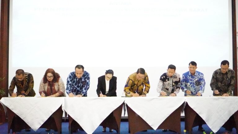 PLN UID Jawa Barat dan Kejati Jabar Teken Kerja Sama Strategis Perkuat Tata Kelola Perusahaan