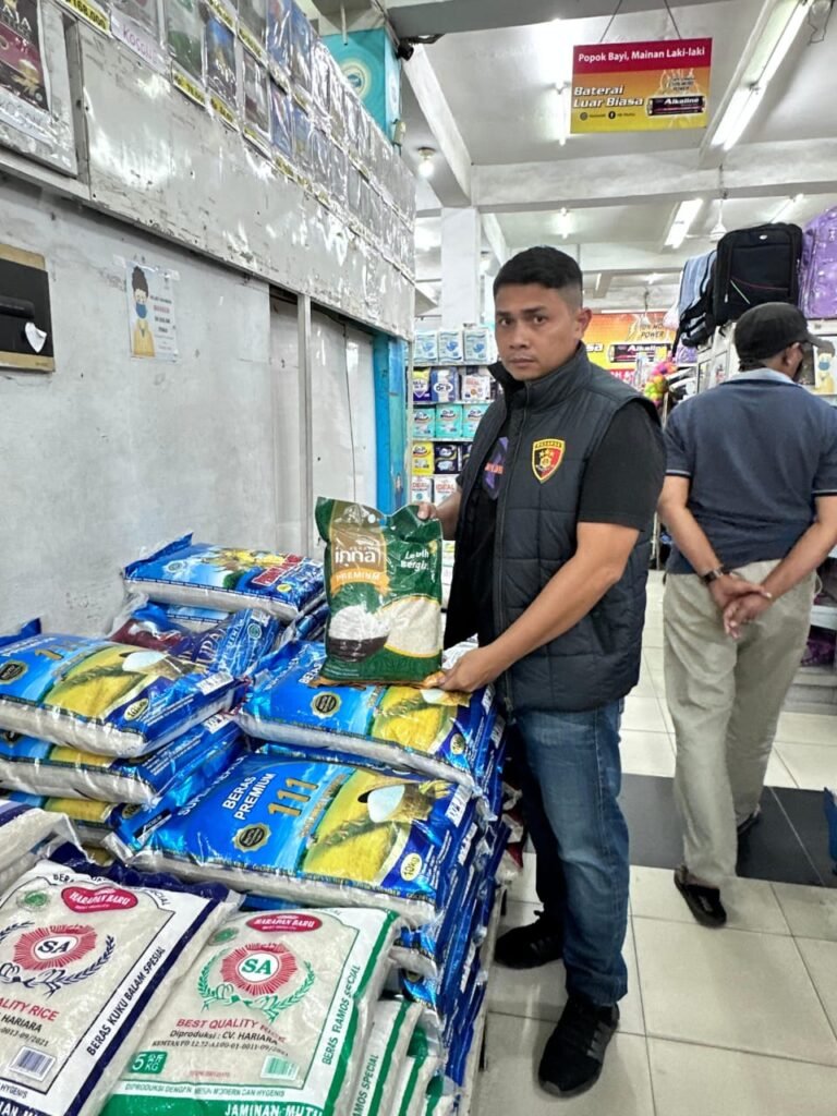 Polda Sumut Sidak Swalayan di Medan, Telusuri Dugaan Penjualan Beras Tak Sesuai Mutu