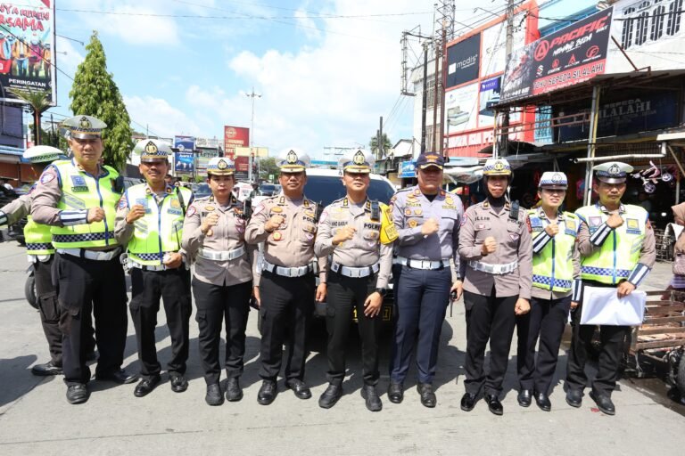 Pastikan Personel Tetap Prima, Kompol Gabriellah Pimpin Pemeriksaan Kesehatan Sebelum Operasi Patuh Toba 2025