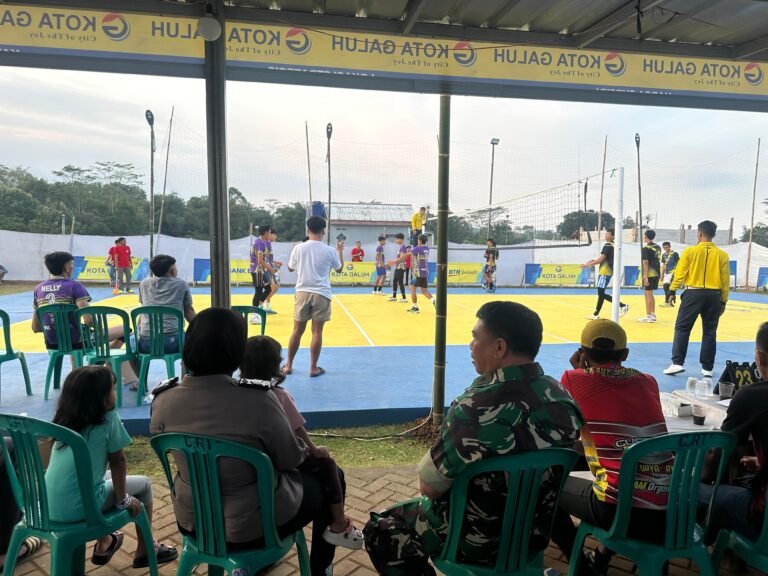 Polsek Ciamis Polres Ciamis Monitoring Pertandingan Bola Voli Vollker Cup